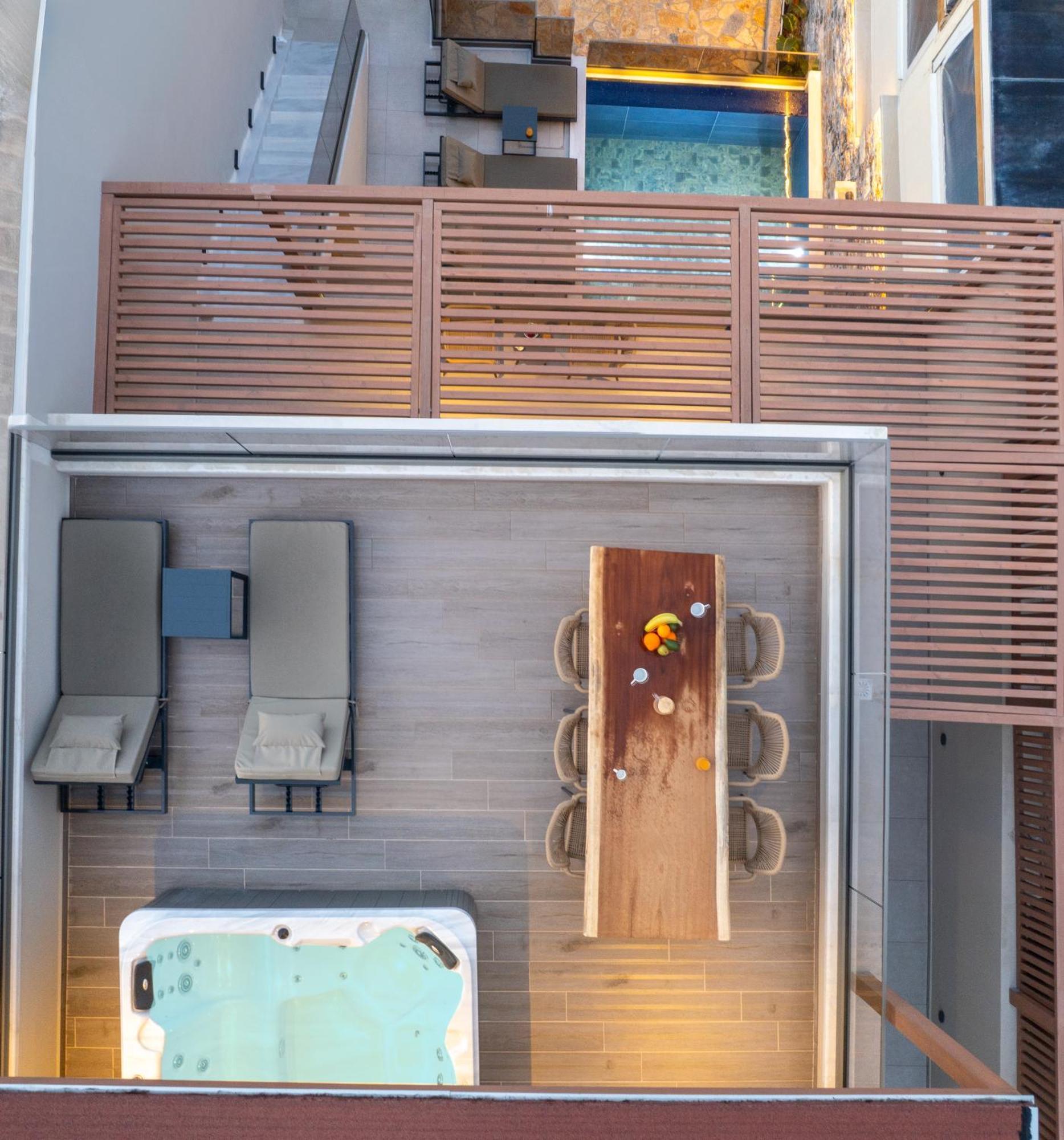 Villa Nicole - Private Pool & Rooftop Jacuzzi Hersonissos  Exteriör bild